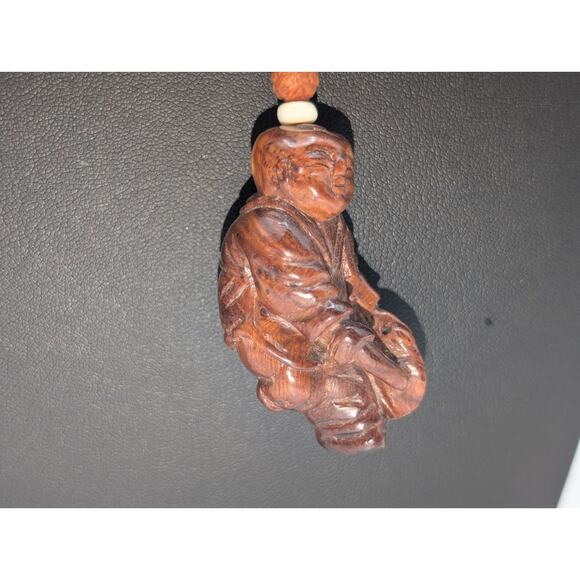 Vintage Apple Sponge Coral Heart Bead Netsuke Man Beating Drum Pendant Necklace - Picture 8 of 14